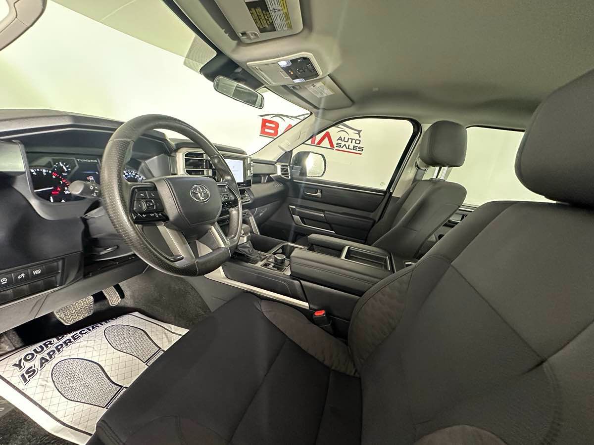 2024 Toyota Tundra SR5 CrewMax photo 16