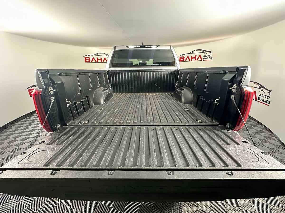 2024 Toyota Tundra SR5 CrewMax photo 19