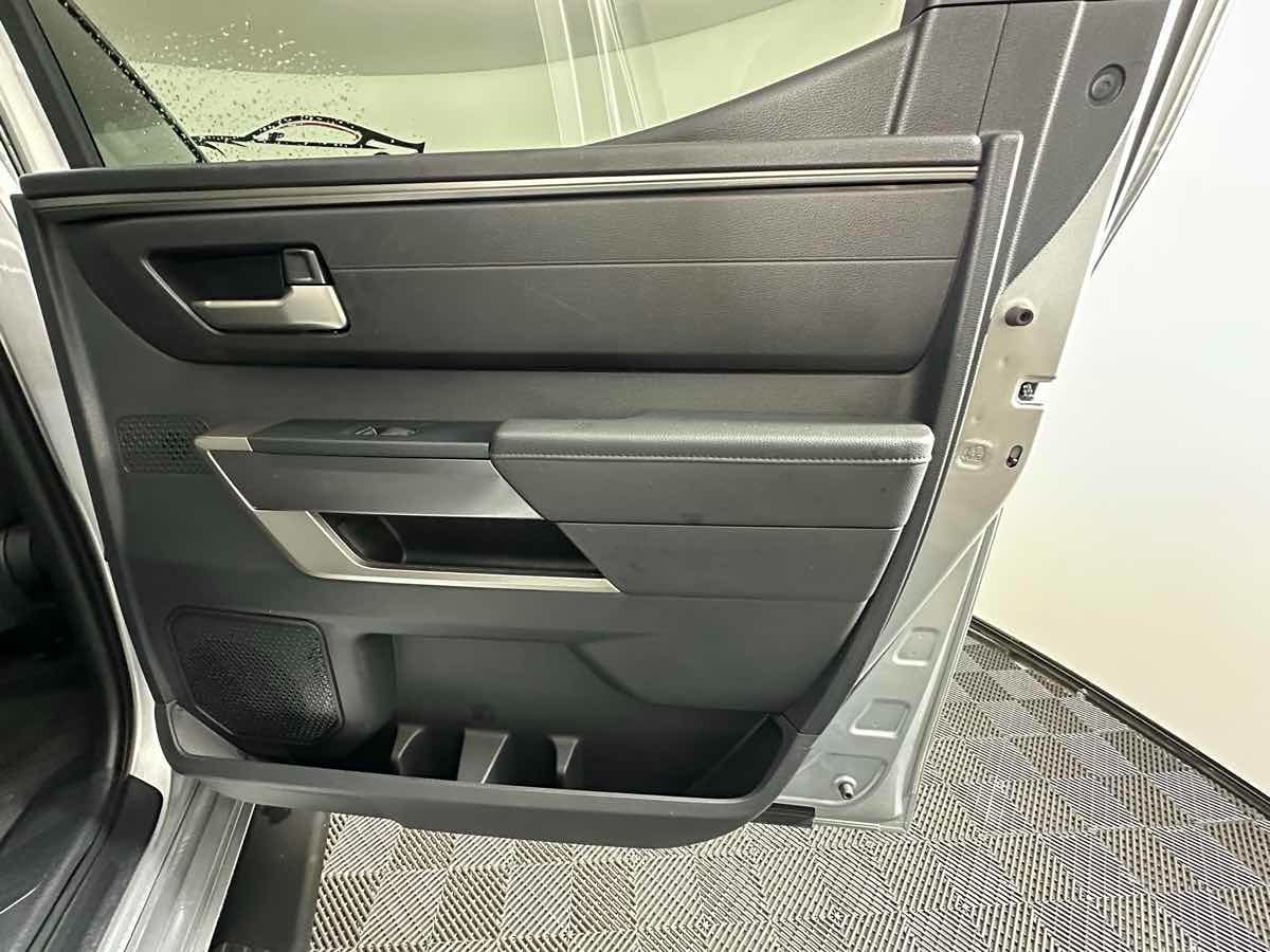 2024 Toyota Tundra SR5 CrewMax photo 20