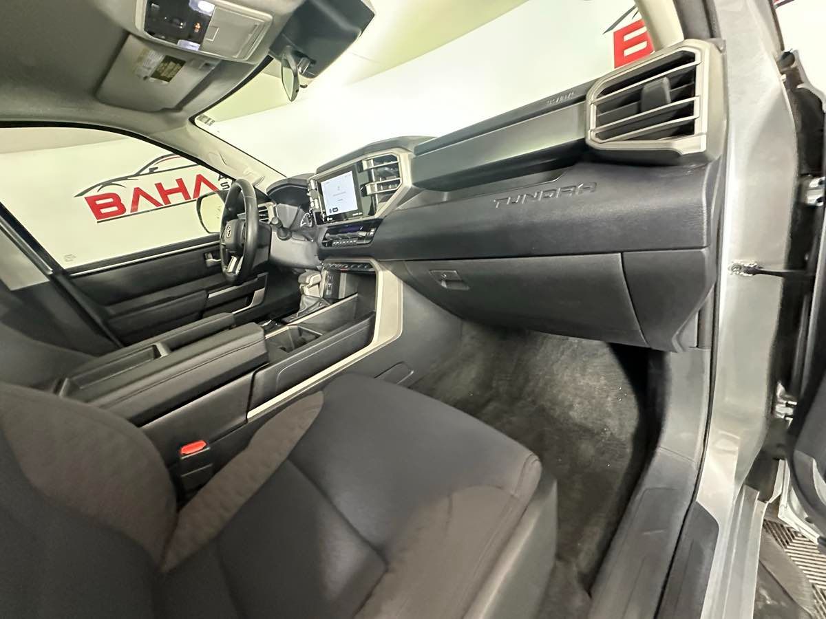 2024 Toyota Tundra SR5 CrewMax photo 23