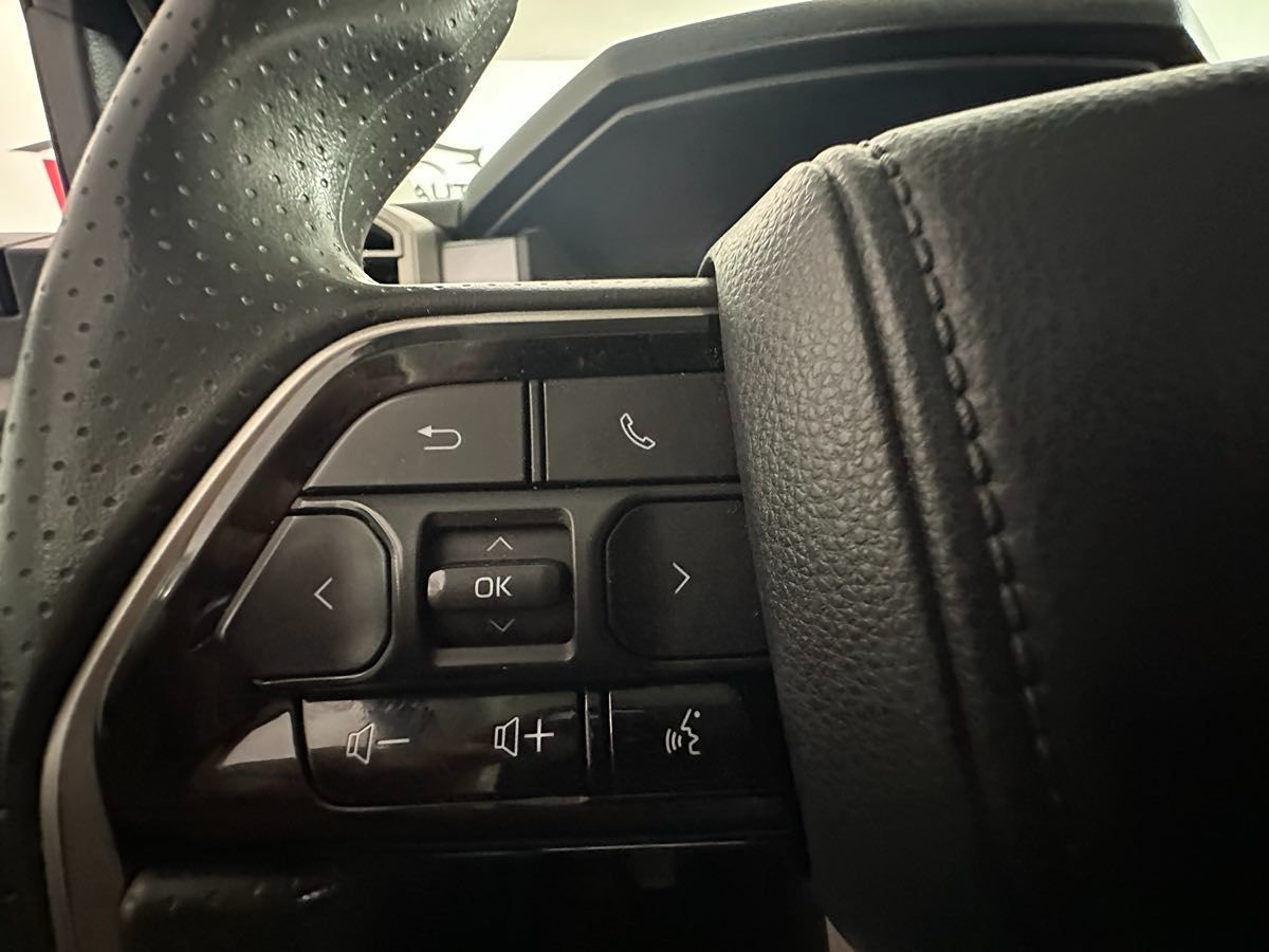 2024 Toyota Tundra SR5 CrewMax photo 27