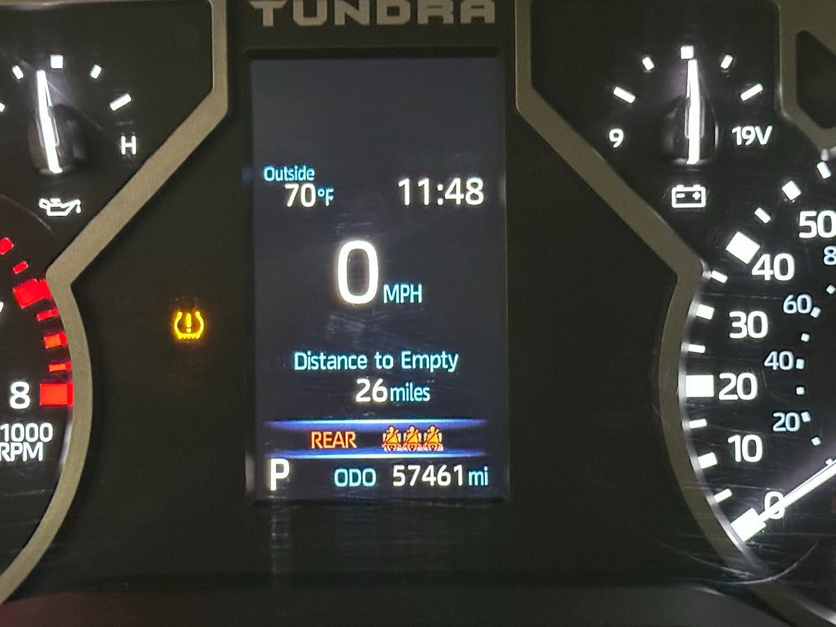 2024 Toyota Tundra SR5 CrewMax photo 29