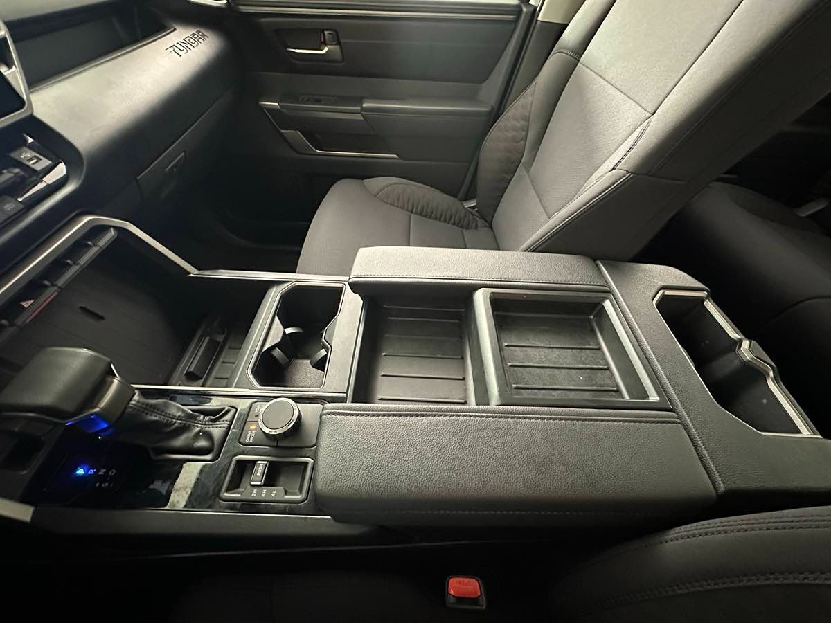 2024 Toyota Tundra SR5 CrewMax photo 35
