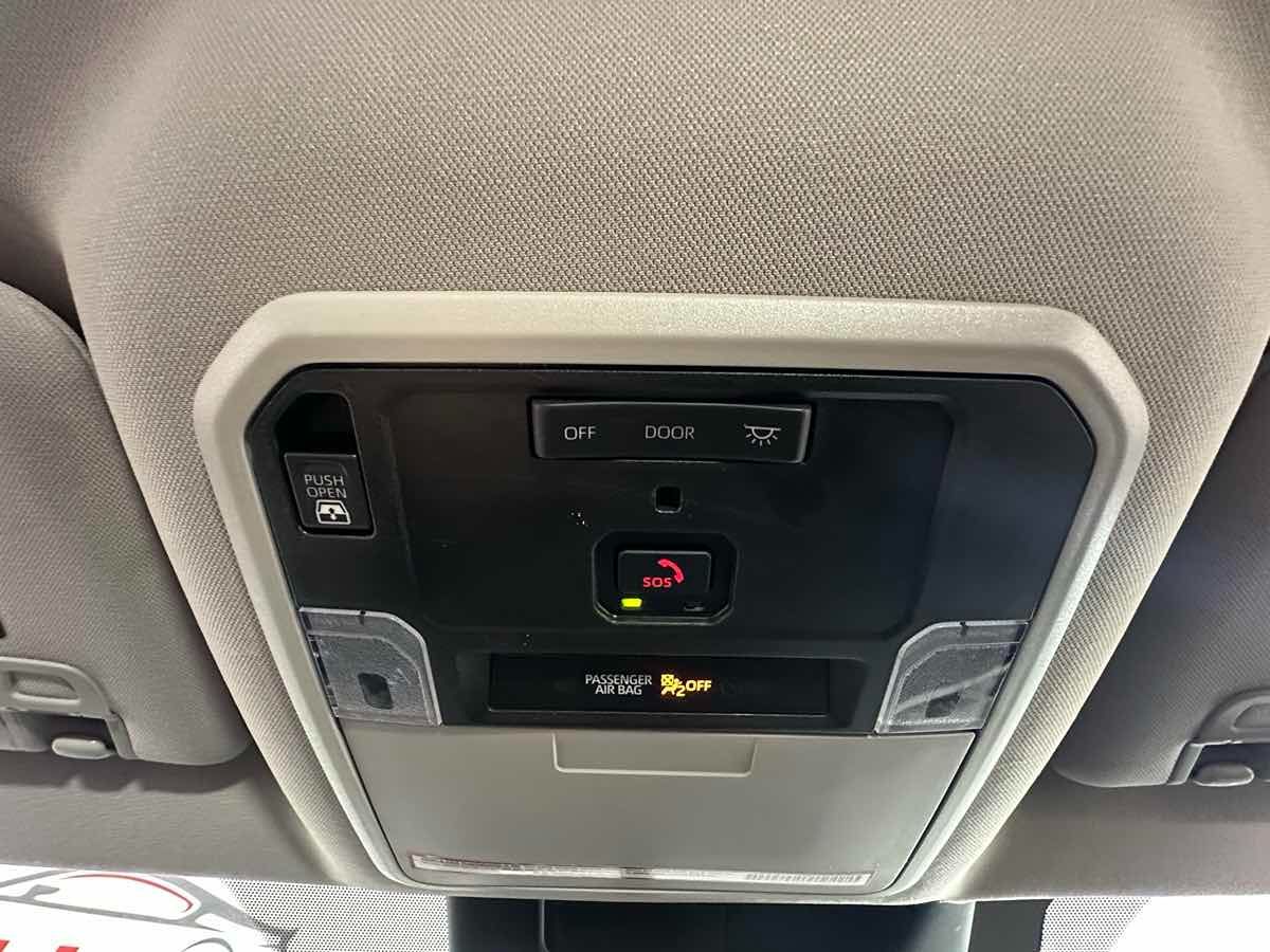 2024 Toyota Tundra SR5 CrewMax photo 37