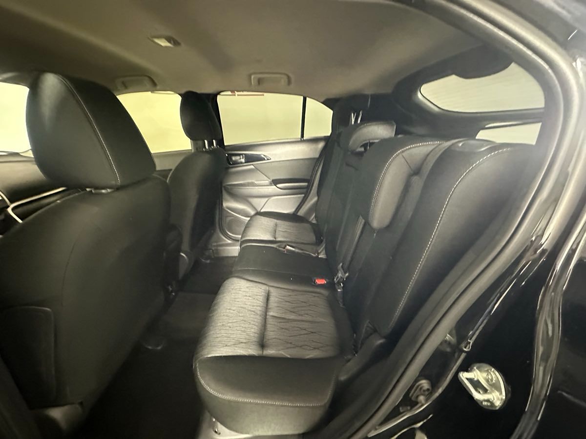 2019 Mitsubishi Eclipse Cross SE photo 13