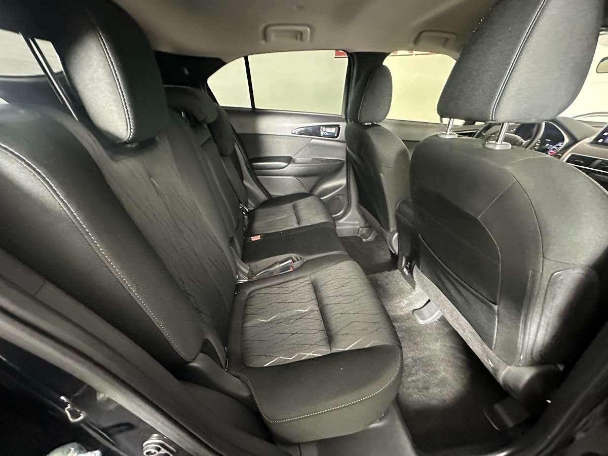 2019 Mitsubishi Eclipse Cross SE photo 15