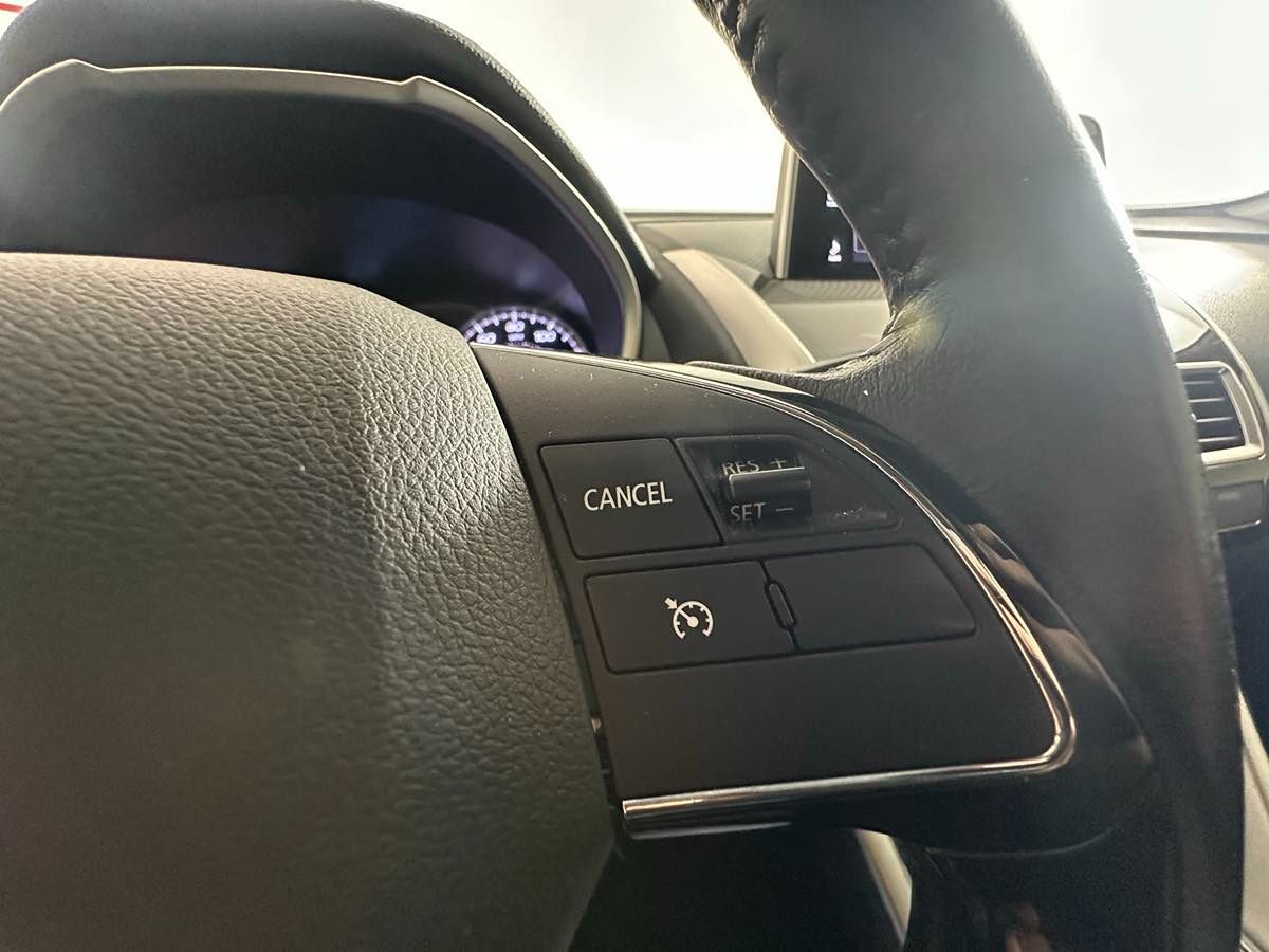 2019 Mitsubishi Eclipse Cross SE photo 21