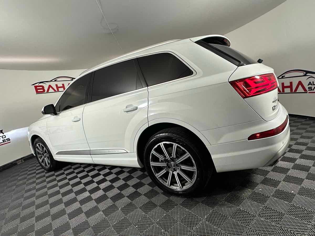 2018 Audi Q7 Premium Plus photo 5