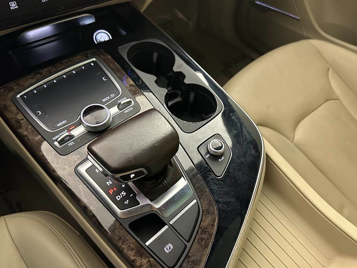 2018 Audi Q7 Premium Plus photo 32