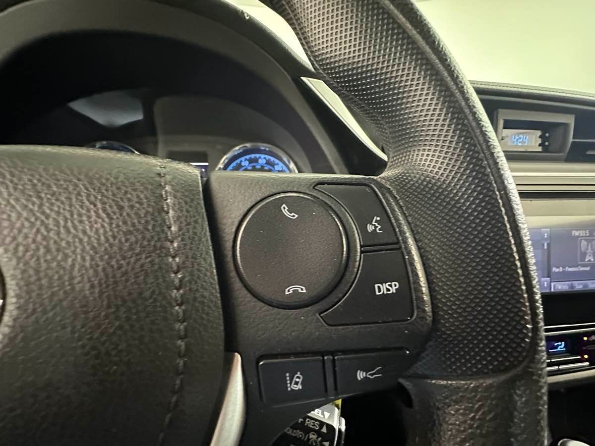 2017 Toyota Corolla XLE XSE Special Edition photo 17