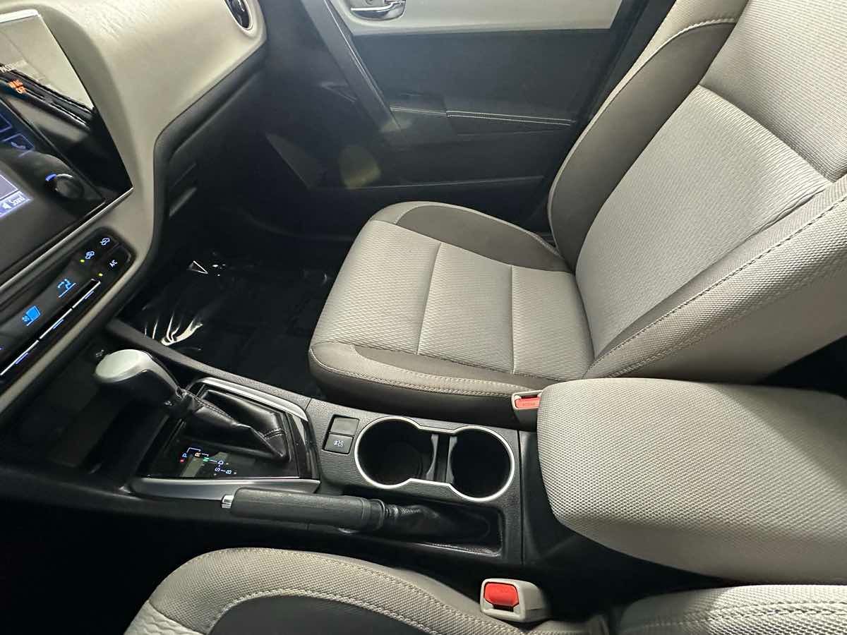 2017 Toyota Corolla XLE XSE Special Edition photo 24