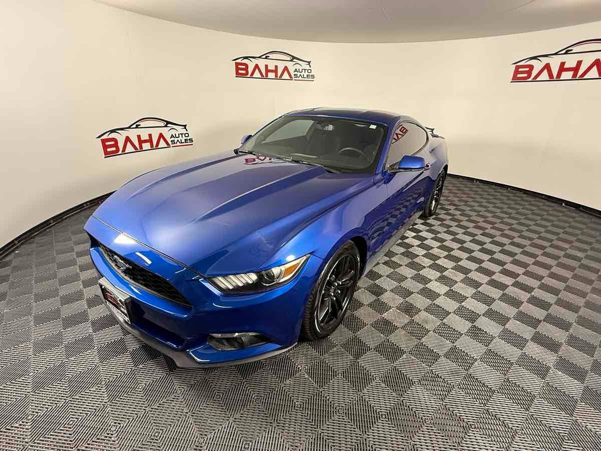 2017 Ford Mustang EcoBoost photo 2