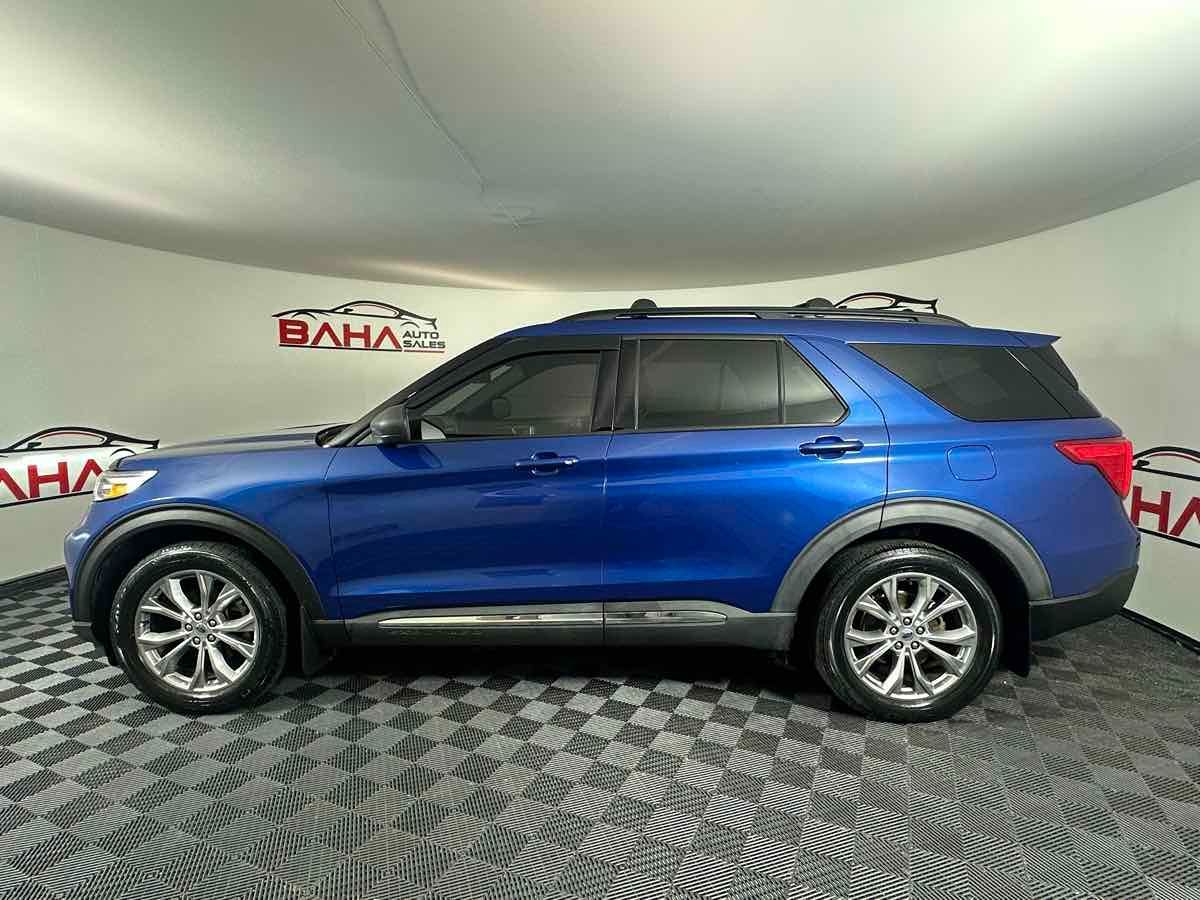 2020 Ford Explorer XLT photo 3