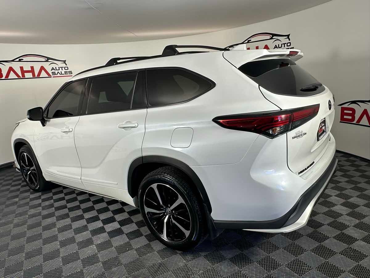 2022 Toyota Highlander XSE SE photo 4