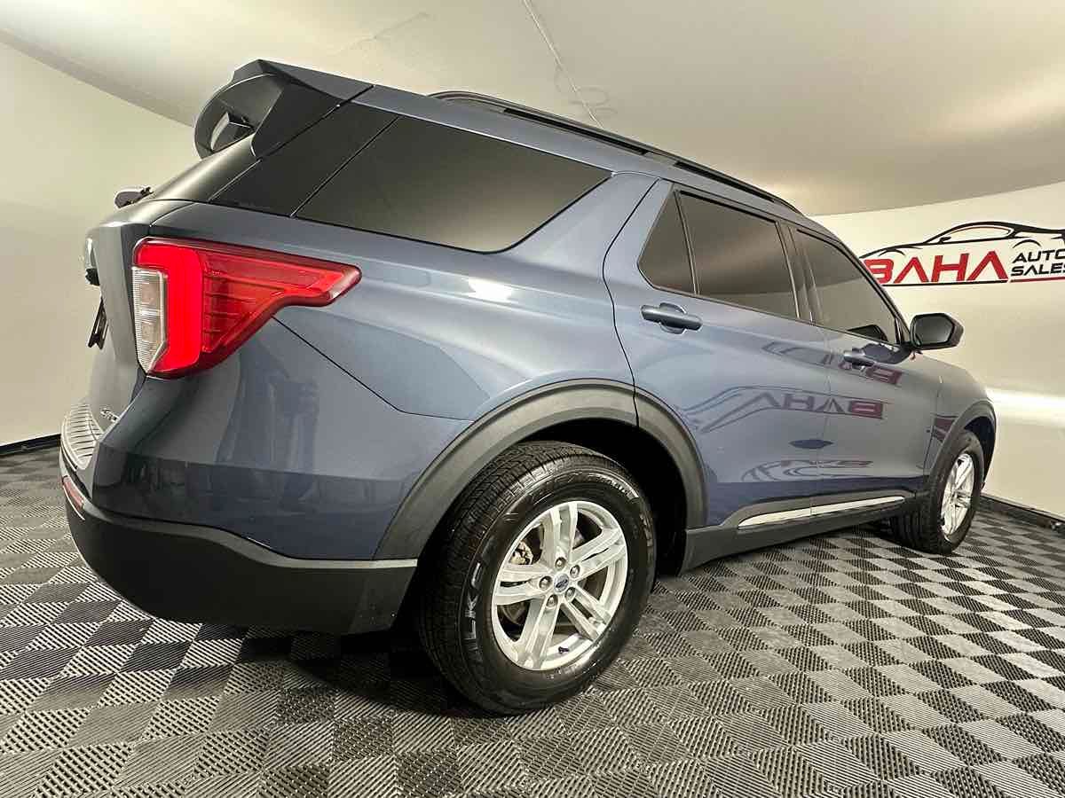 2021 Ford Explorer XLT photo 4
