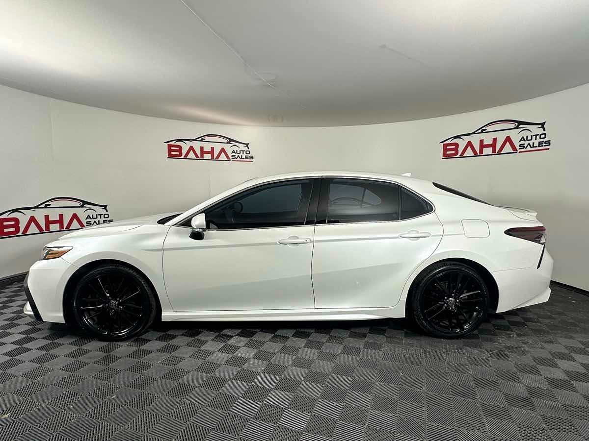 2023 Toyota Camry XSE photo 3