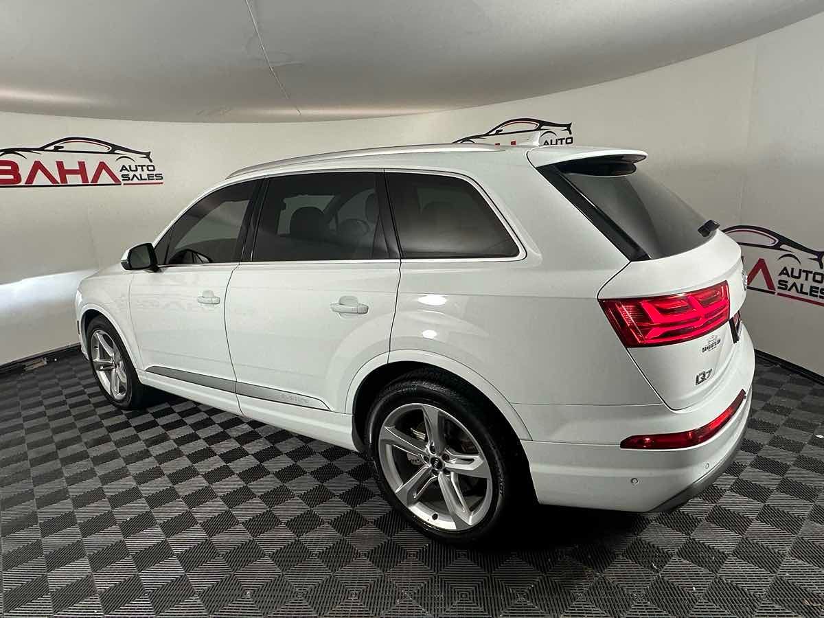 2019 Audi Q7 Prestige 55 photo 4