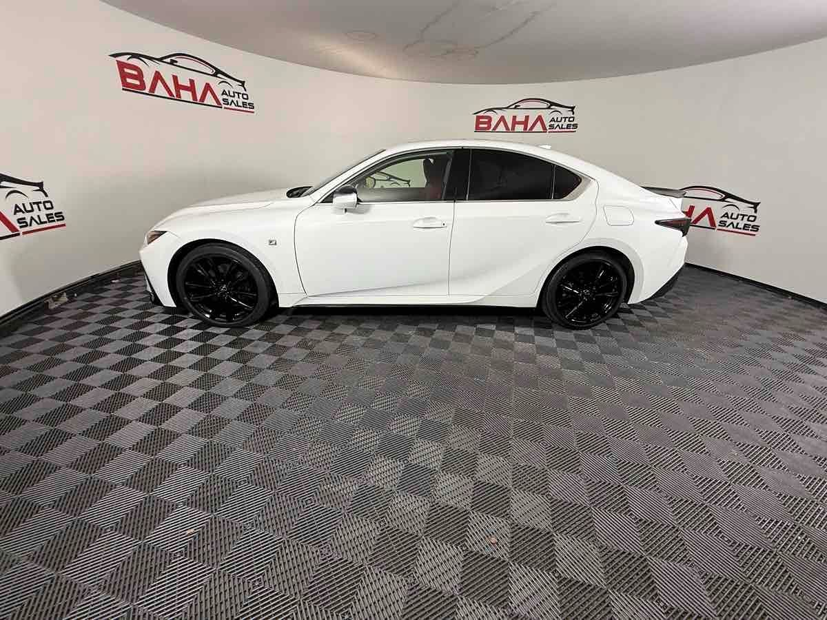 2024 Lexus IS 350 F SPORT - Photo 6