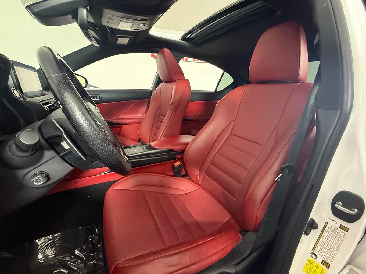 2024 Lexus IS 350 F SPORT - Photo 20