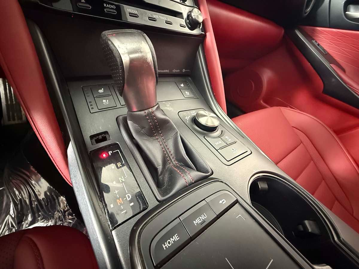 2024 Lexus IS 350 F SPORT - Photo 33