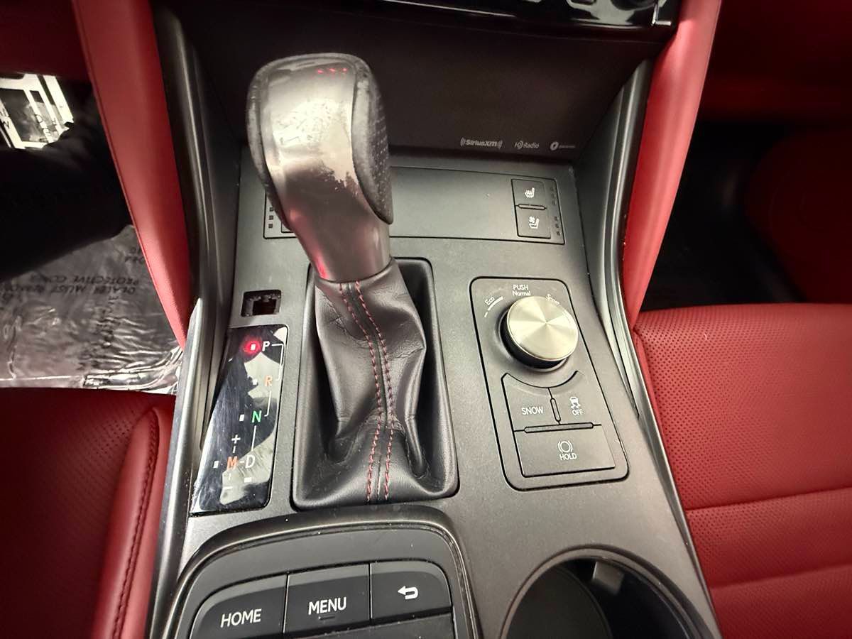 2024 Lexus IS 350 F SPORT - Photo 34