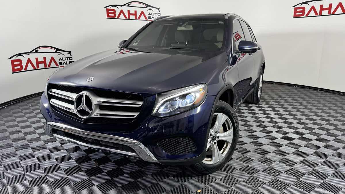2018 Mercedes-Benz GLC GLC300 - Photo 2