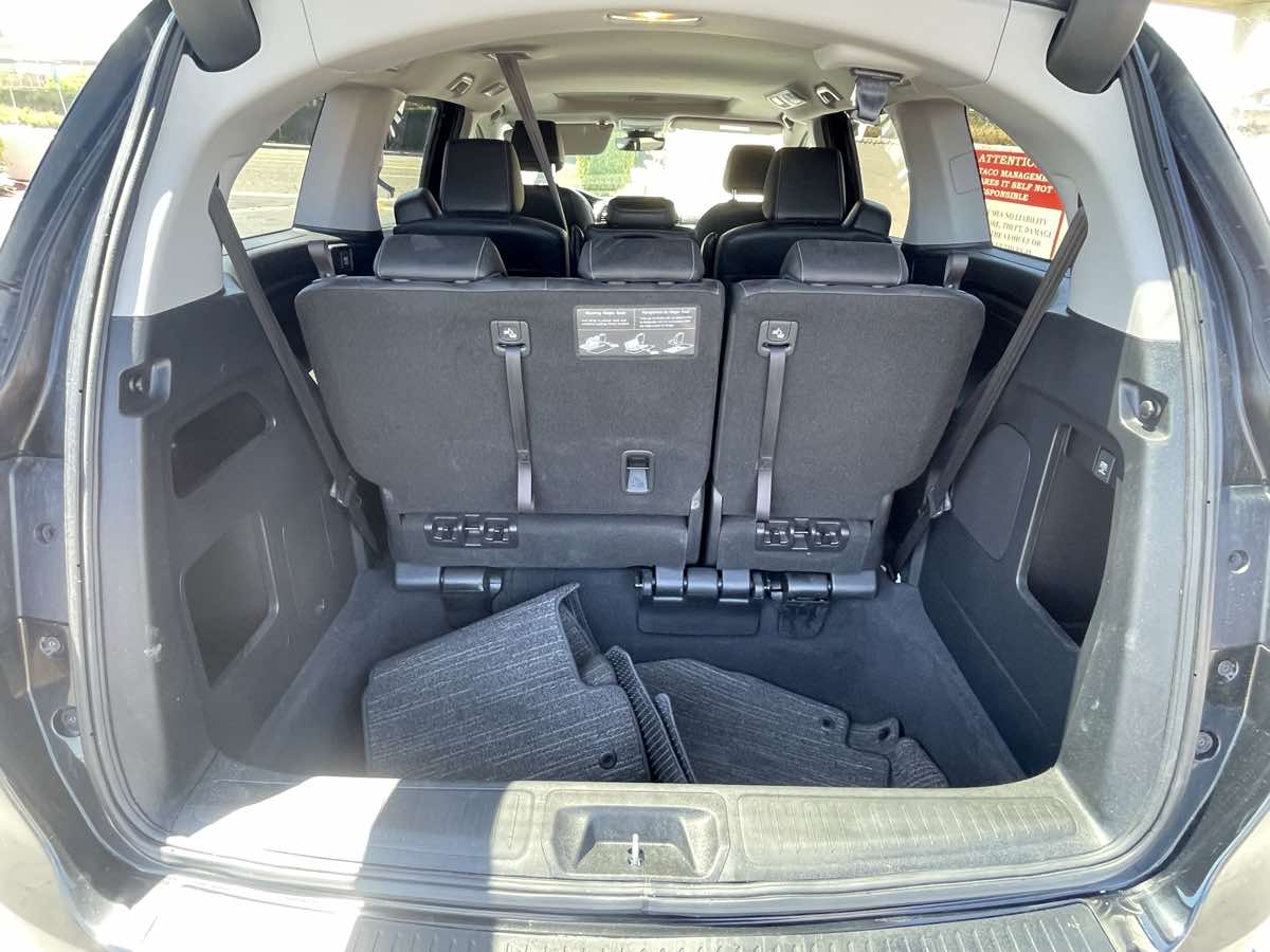2023 Honda Odyssey EX-L photo 16