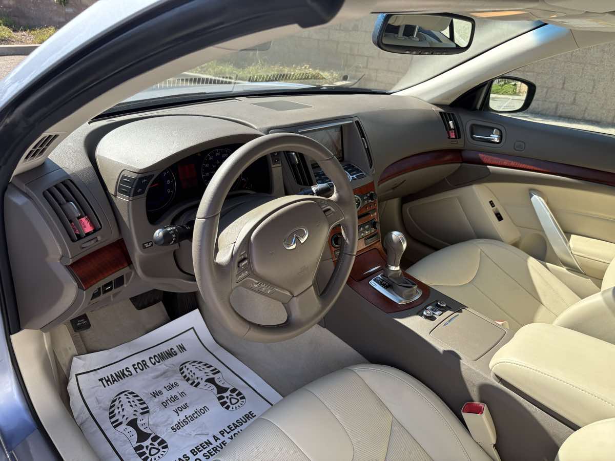 2009 Infiniti G37 Convertible Base photo 18