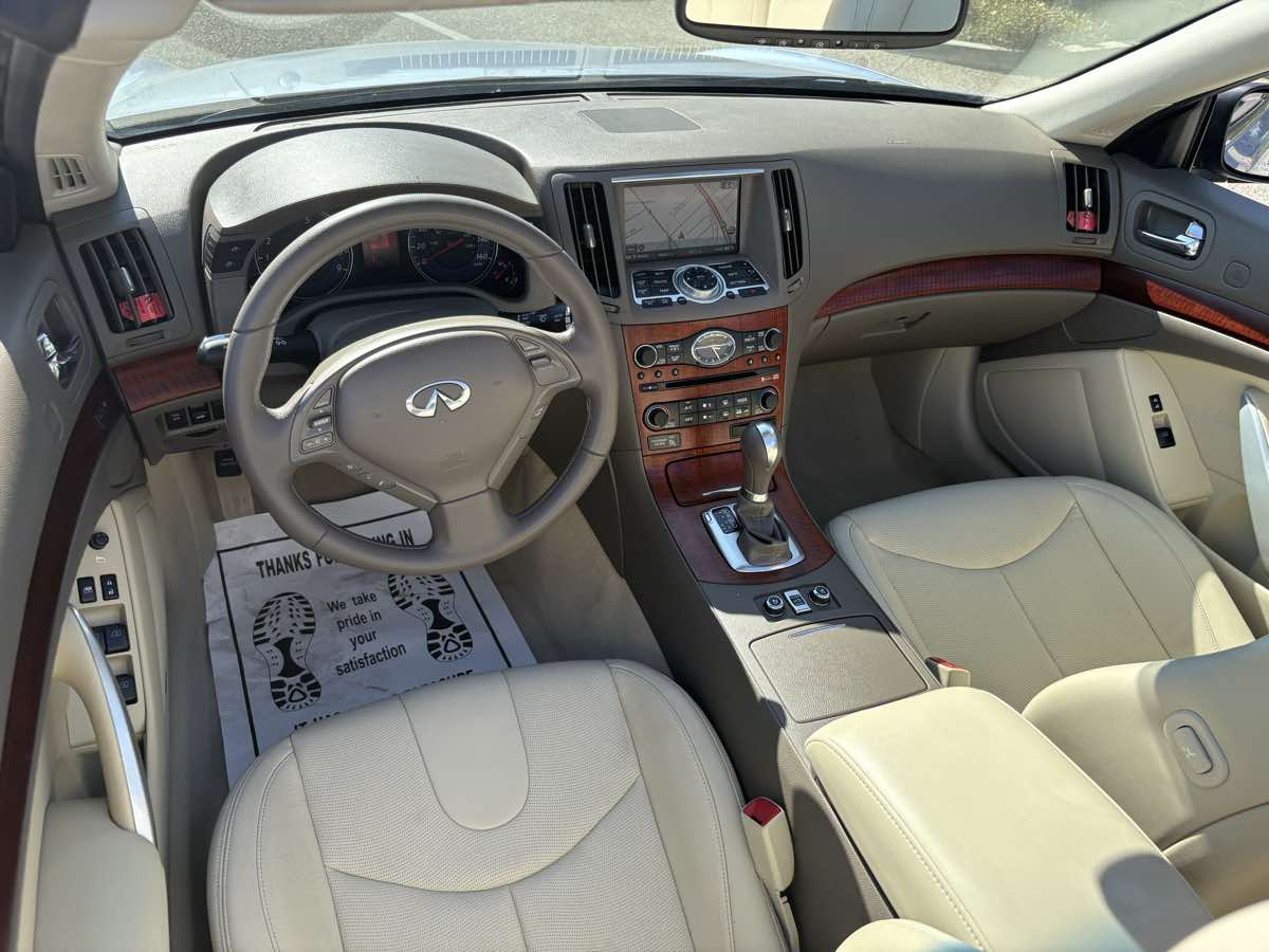 2009 Infiniti G37 Convertible Base photo 46