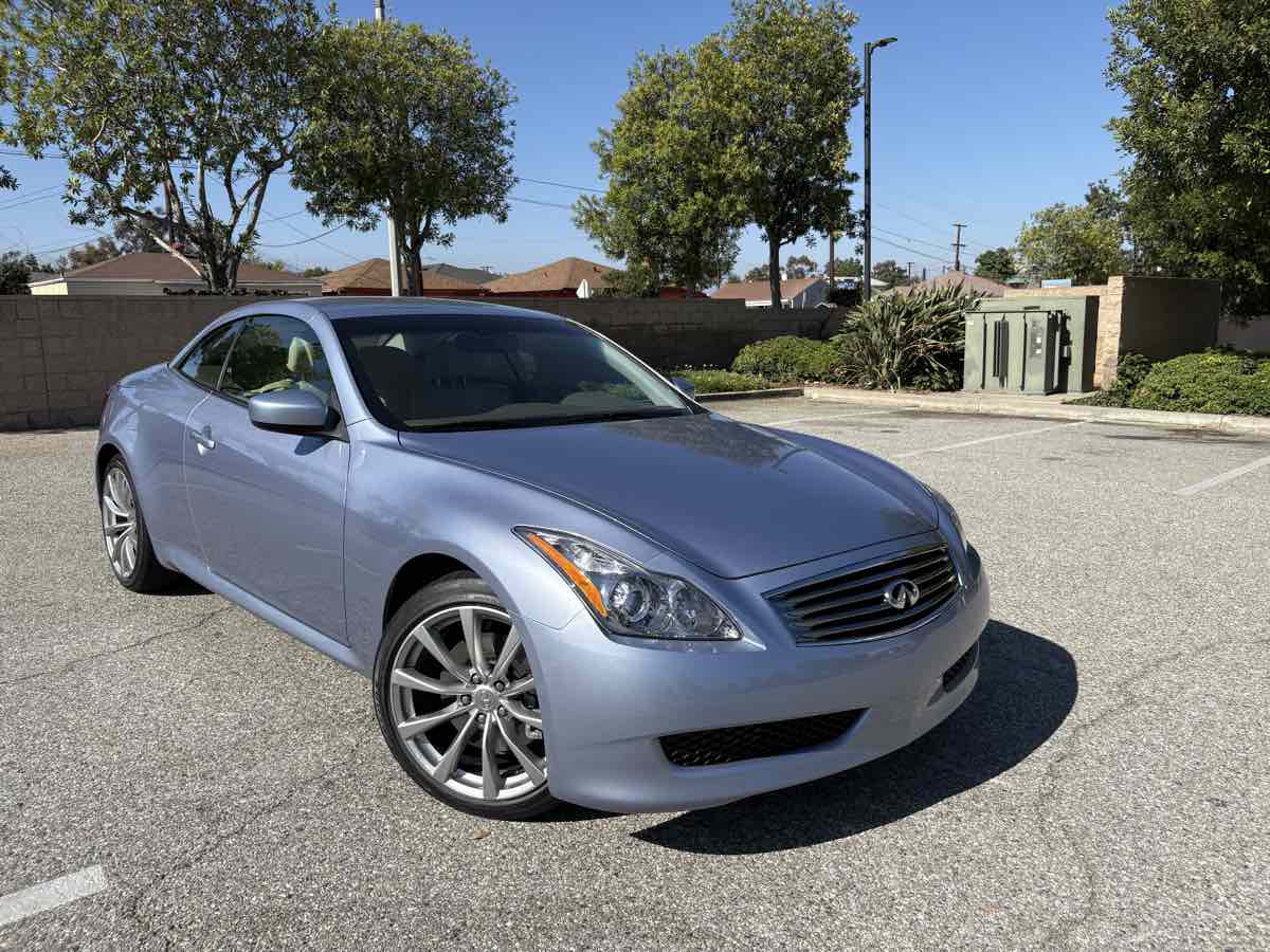 2009 Infiniti G37 Convertible Base photo 48