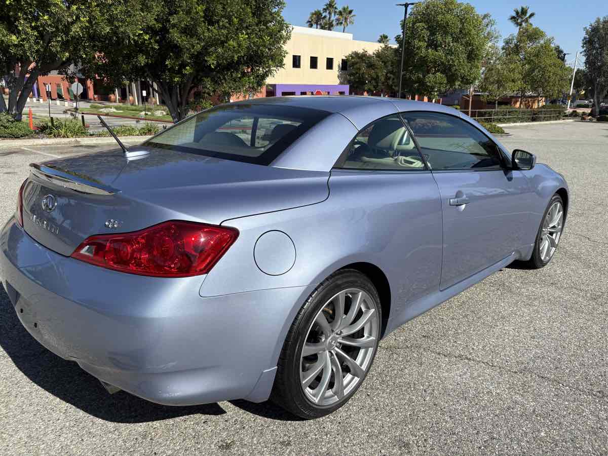 2009 Infiniti G37 Convertible Base photo 54