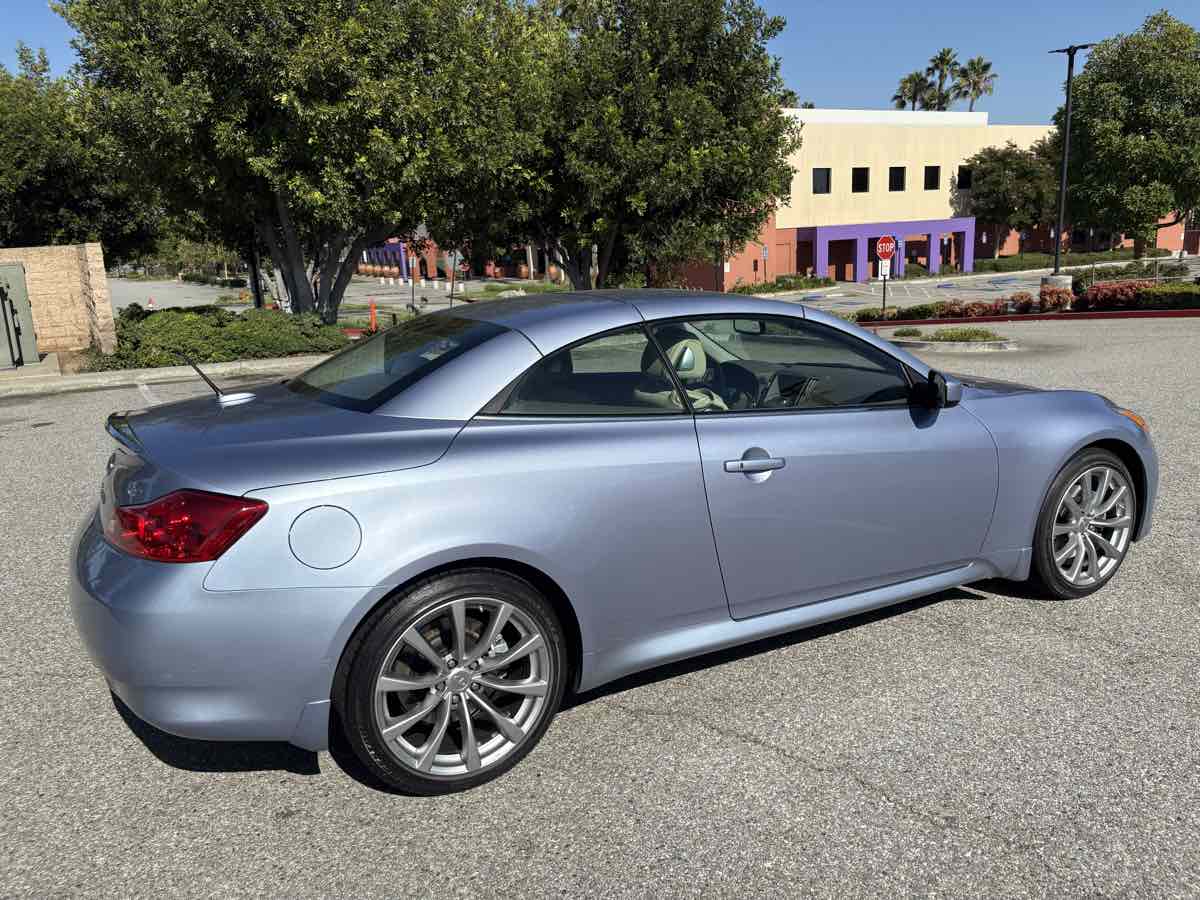 2009 Infiniti G37 Convertible Base photo 58