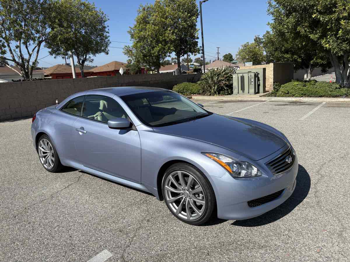 2009 Infiniti G37 Convertible Base photo 59