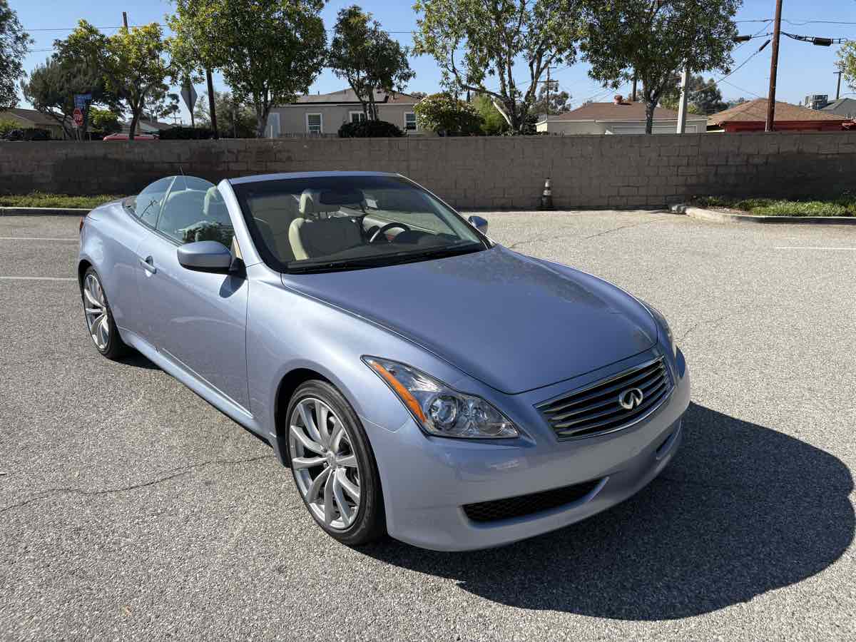 2009 Infiniti G37 Convertible Base photo 61