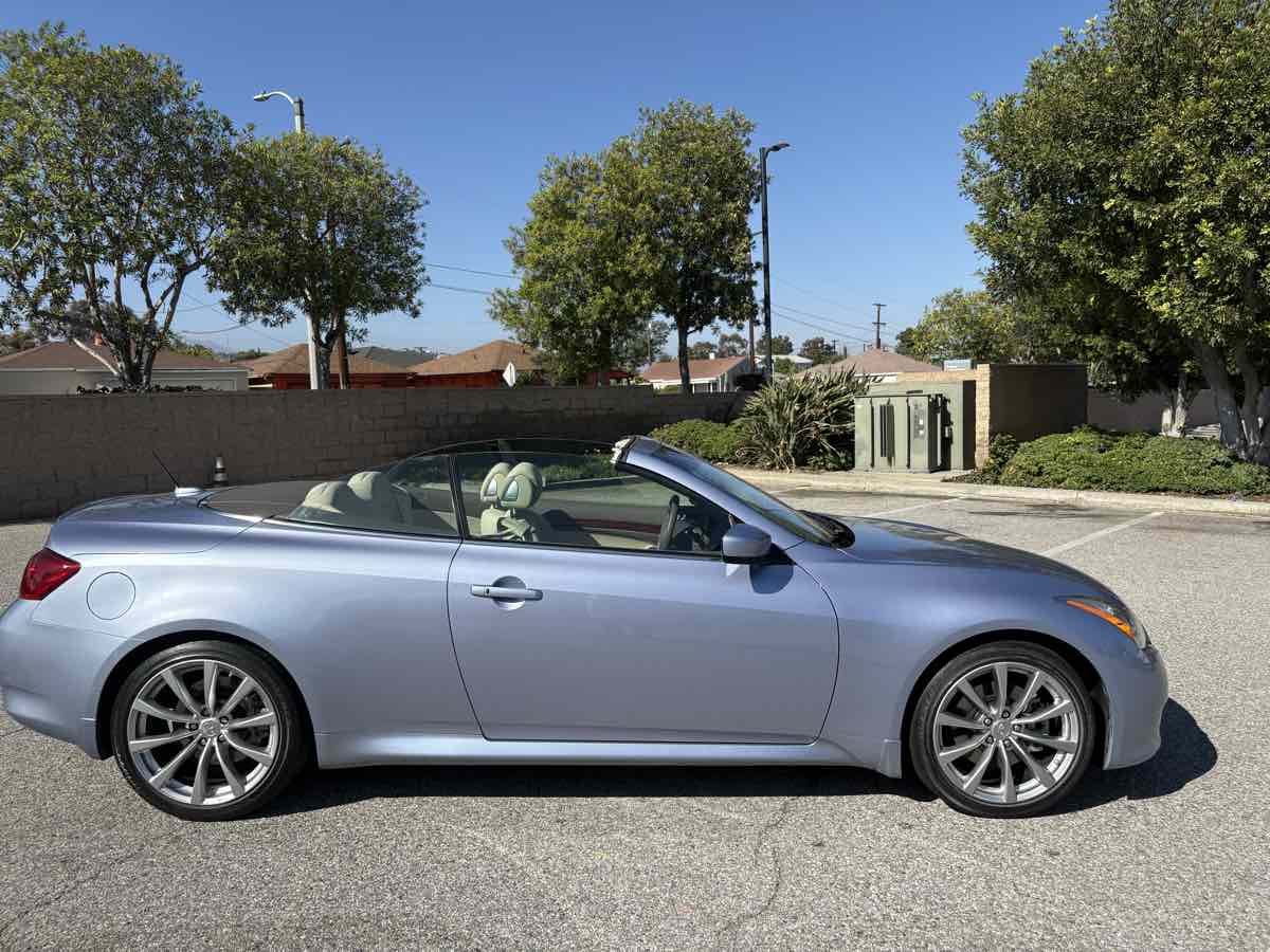 2009 Infiniti G37 Convertible Base photo 64