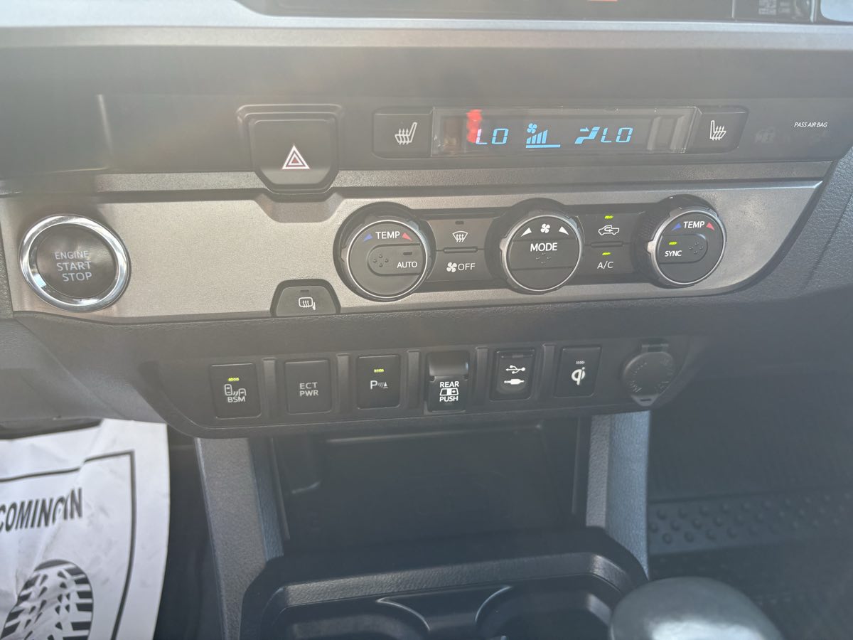 2019 Toyota Tacoma TRD Sport photo 24