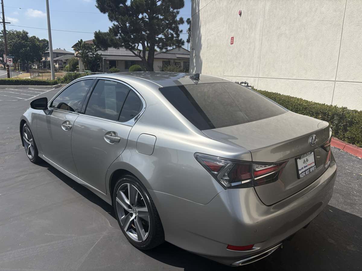 2017 Lexus GS 350 photo 10