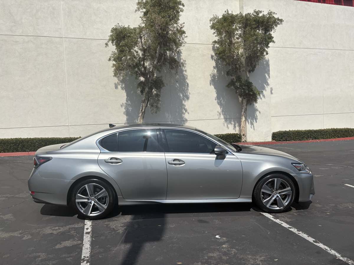2017 Lexus GS 350 photo 39