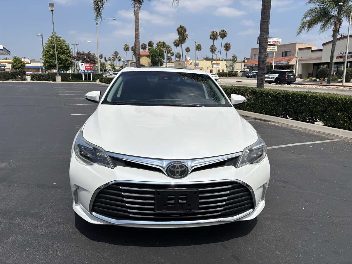 2016 Toyota Avalon Limited photo 41