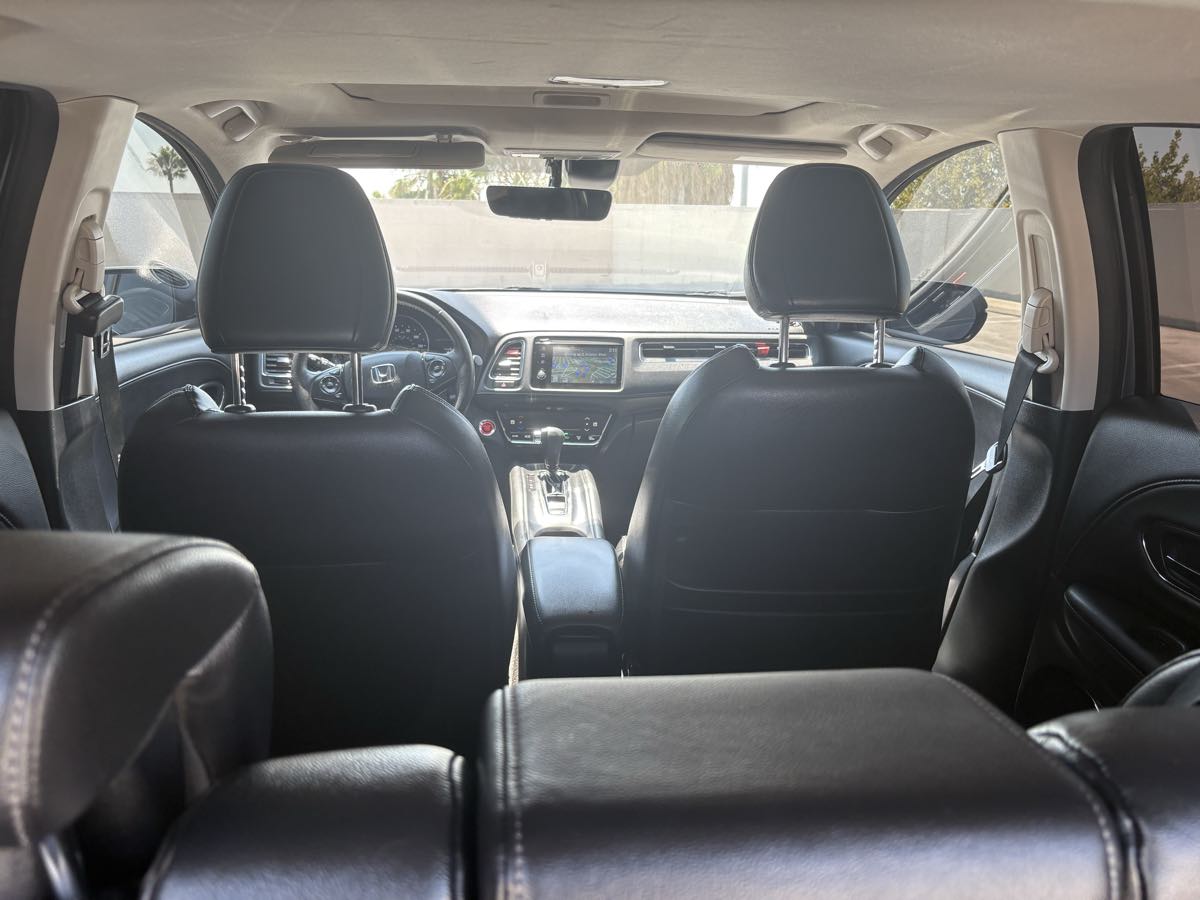 2019 Honda HR-V Touring photo 15