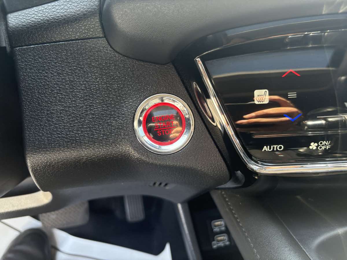 2019 Honda HR-V Touring photo 31