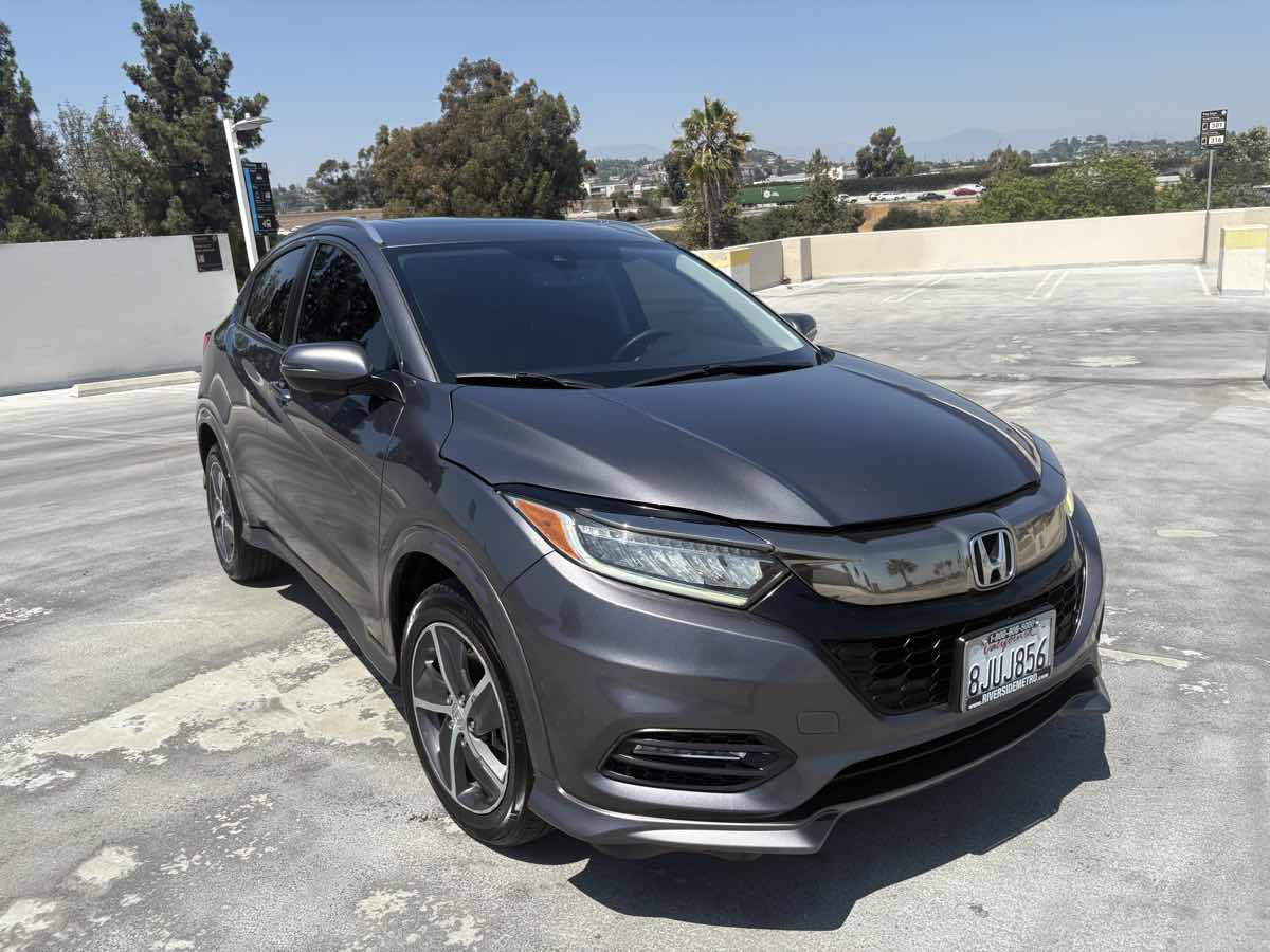 2019 Honda HR-V Touring photo 33