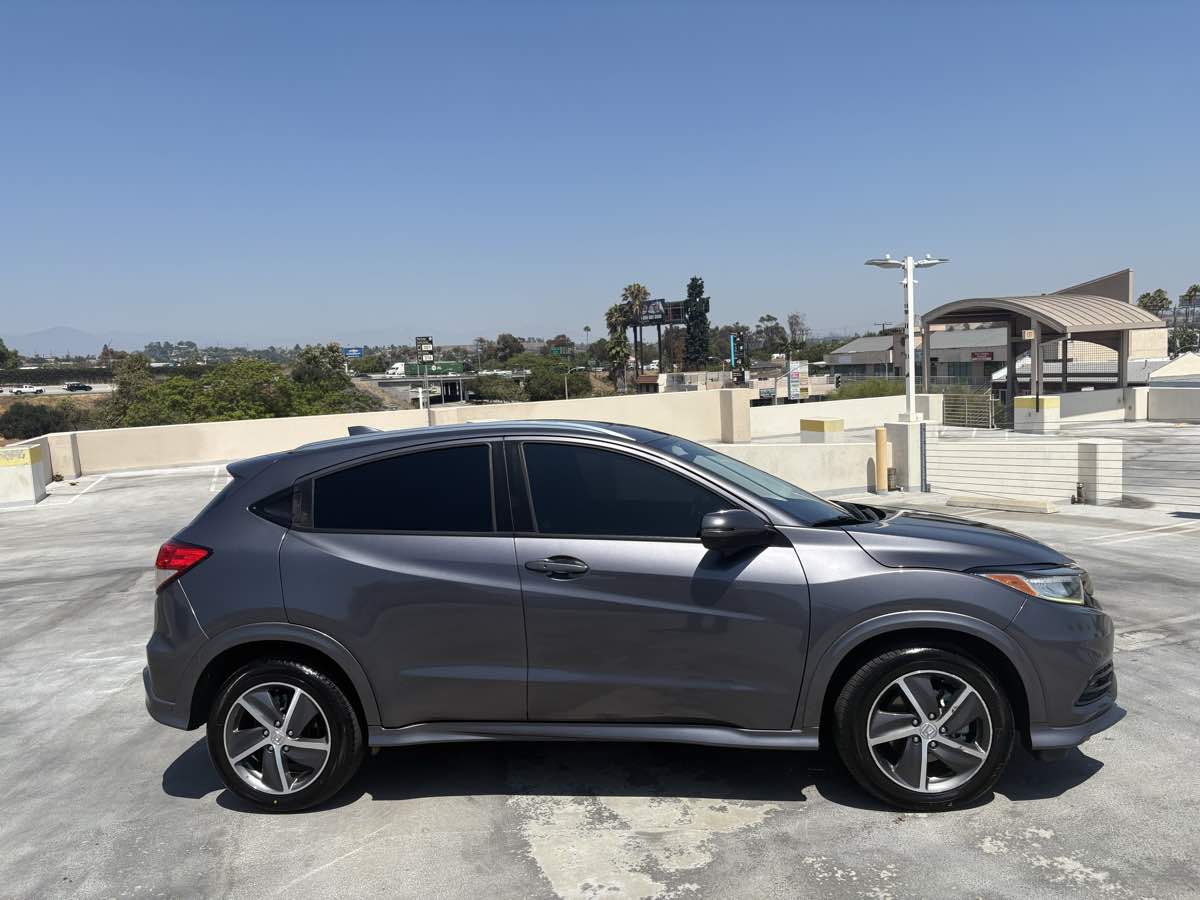 2019 Honda HR-V Touring photo 36