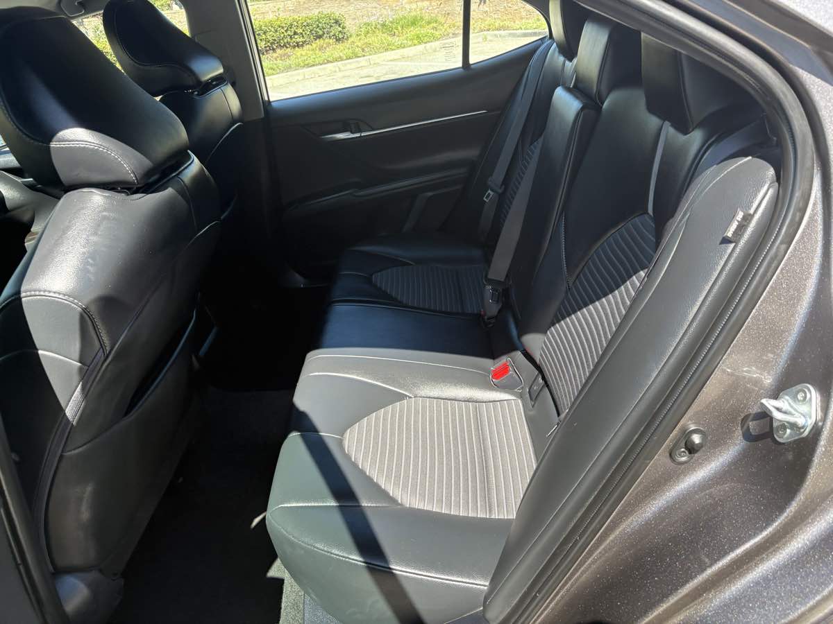 2024 Toyota Camry SE photo 15