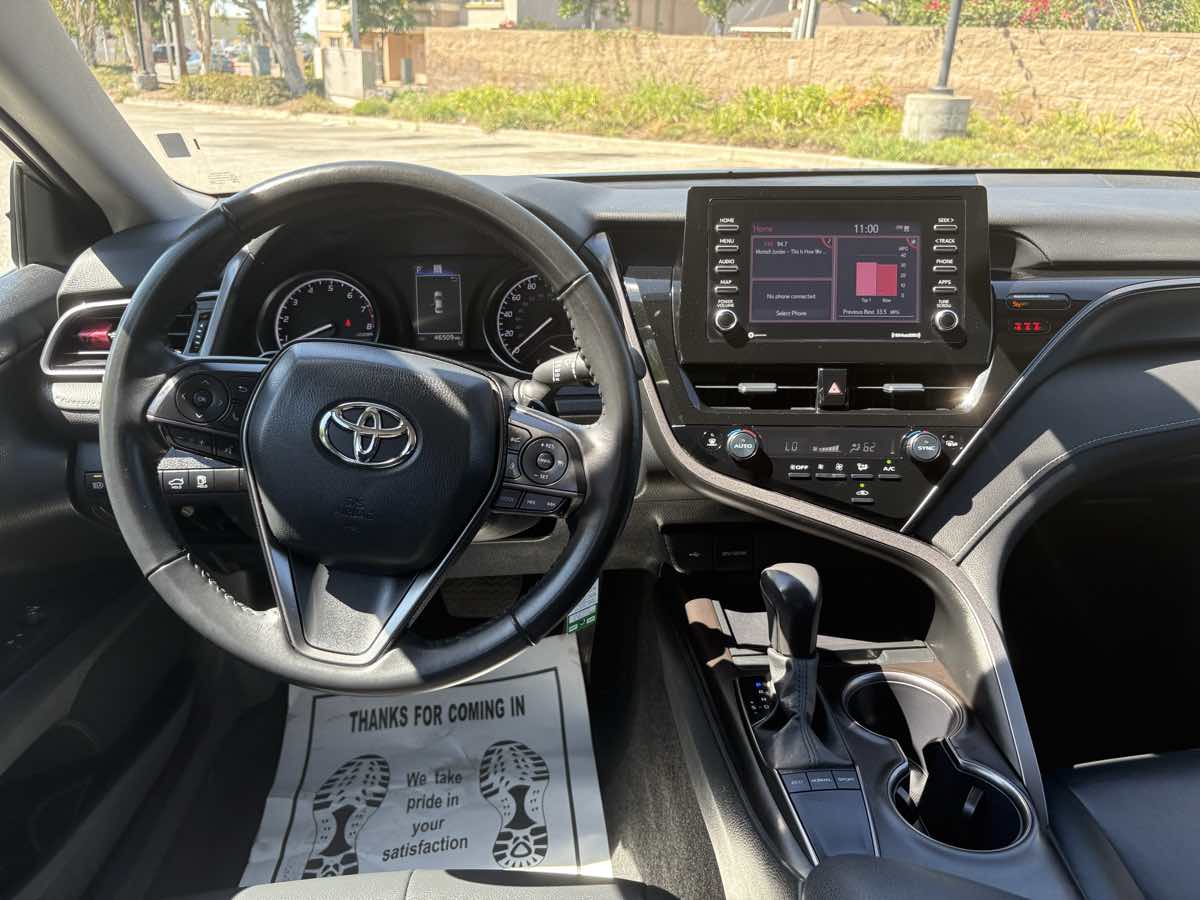2024 Toyota Camry SE photo 19