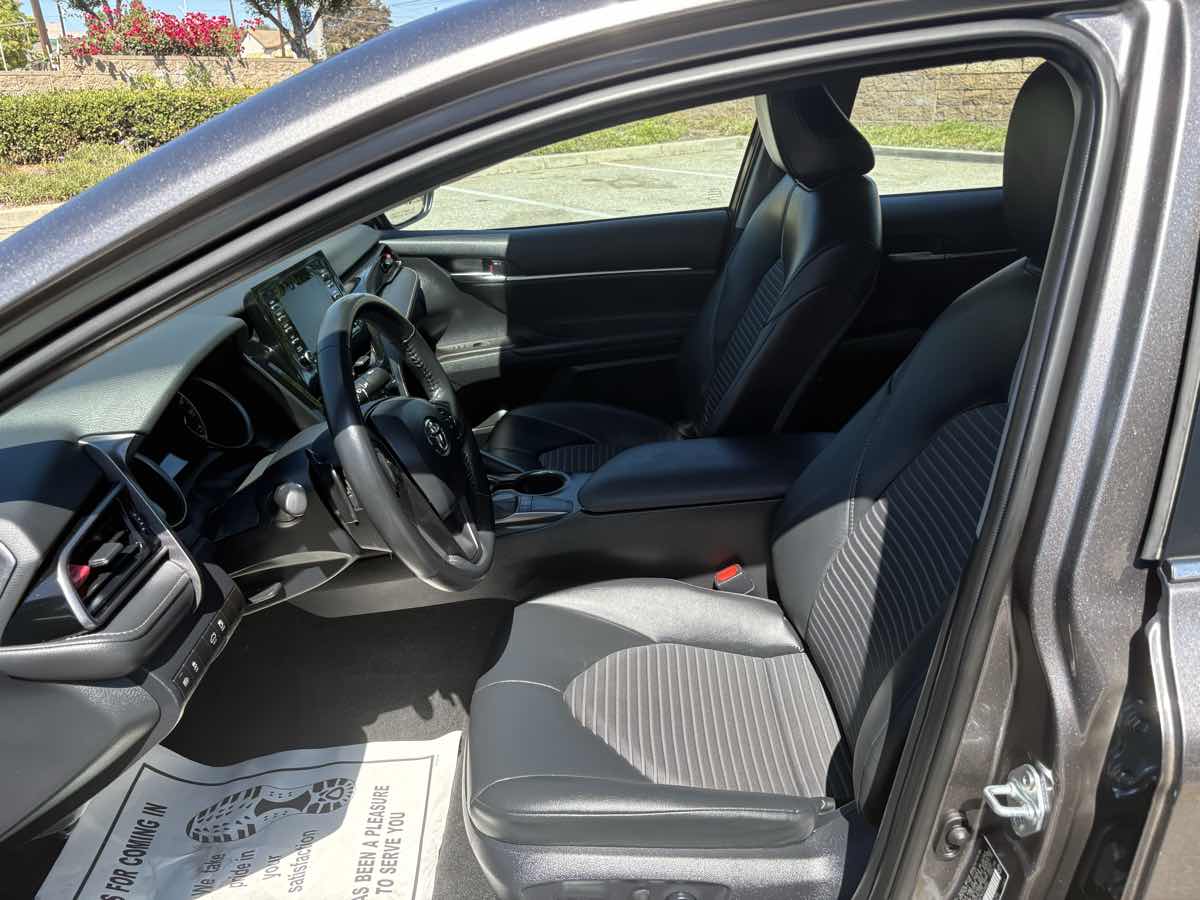 2024 Toyota Camry SE photo 20
