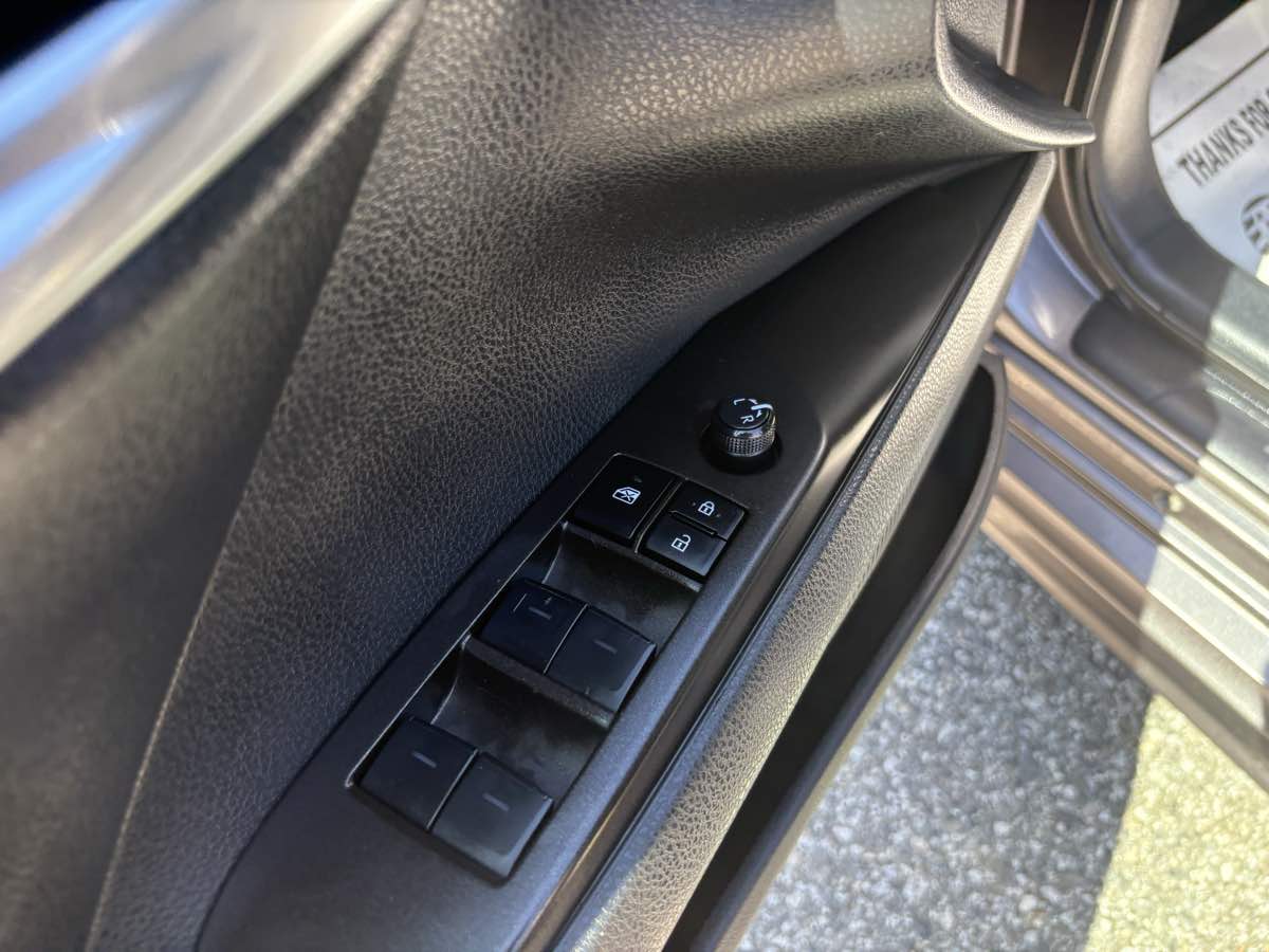 2024 Toyota Camry SE photo 22