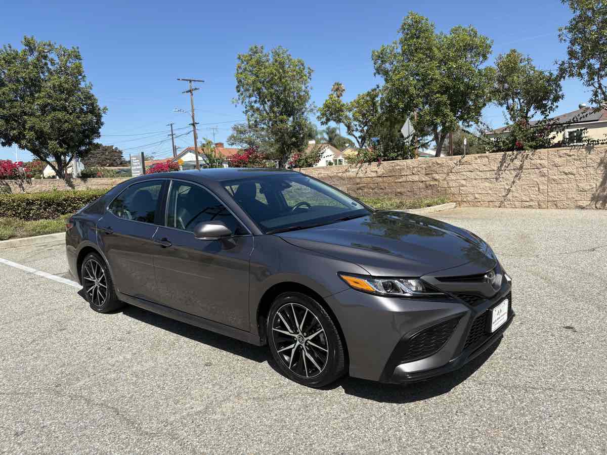 2024 Toyota Camry SE photo 34