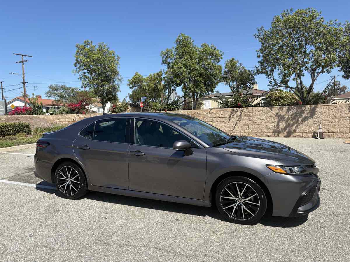 2024 Toyota Camry SE photo 35