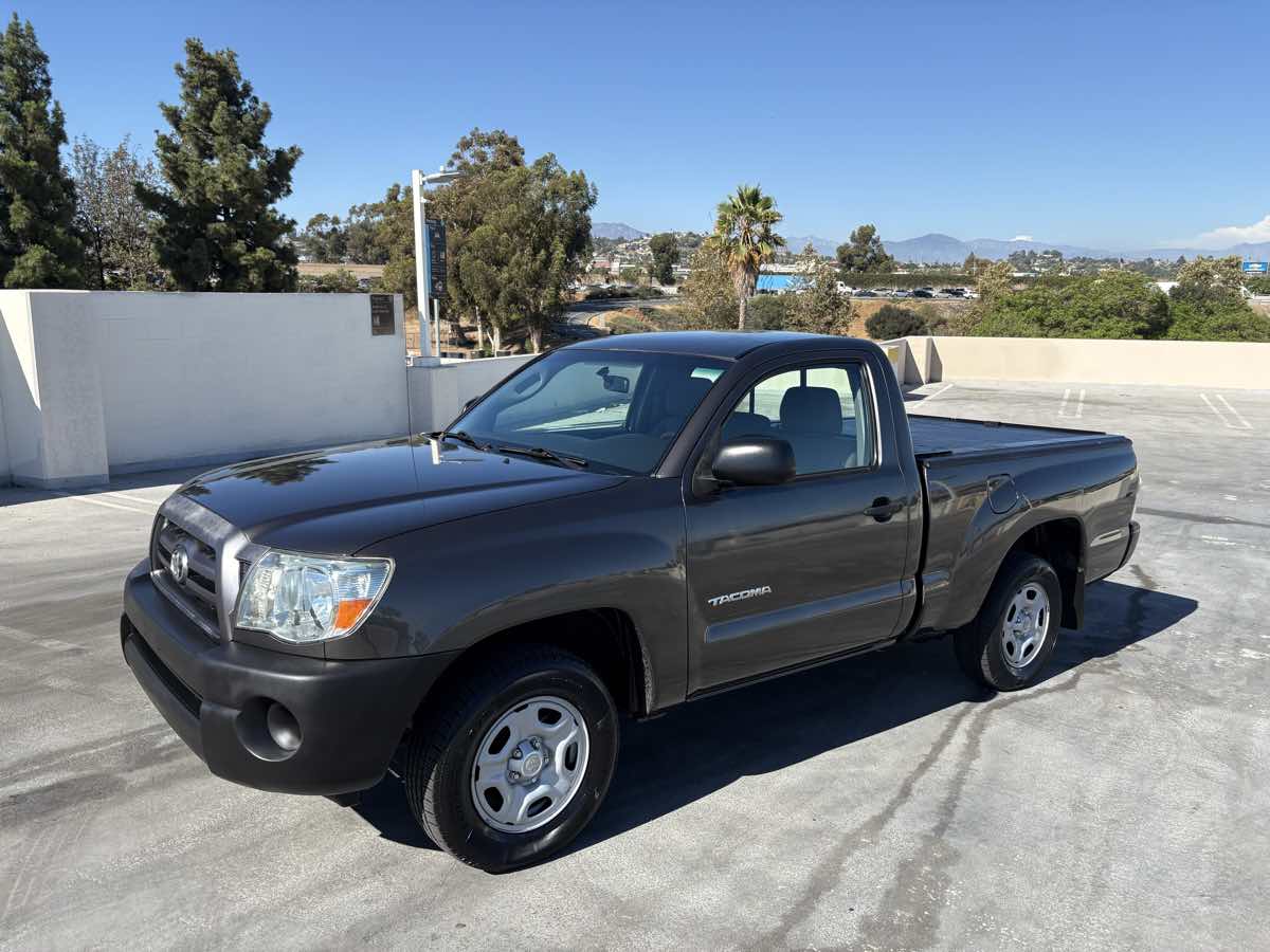 2009 Toyota Tacoma Base photo 2